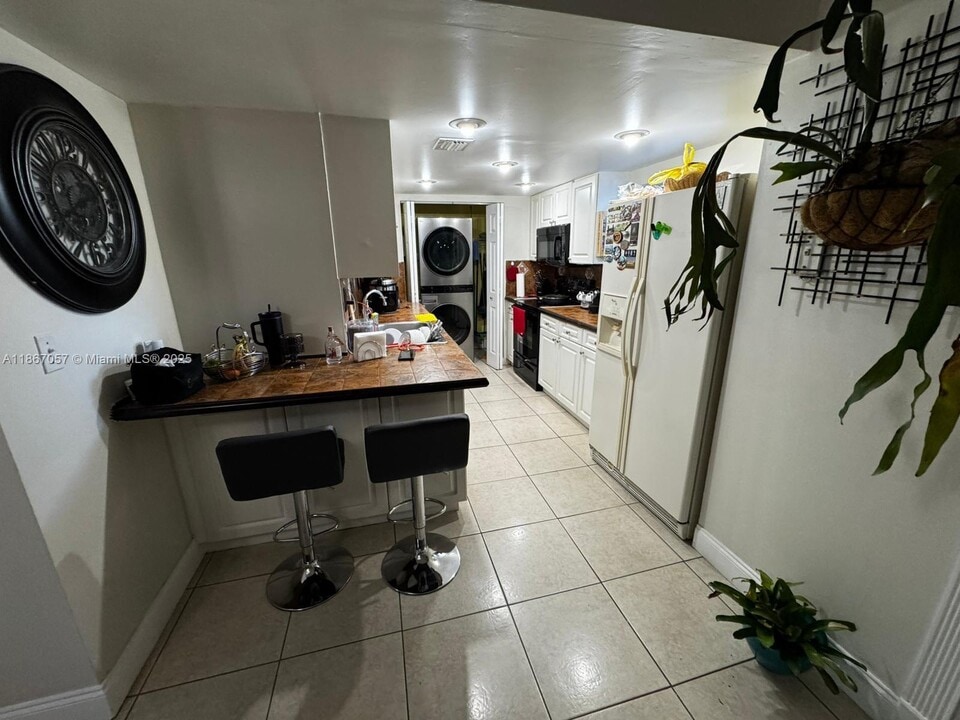 13870 SW 62nd St, Unit 206 in Miami, FL - Building Photo