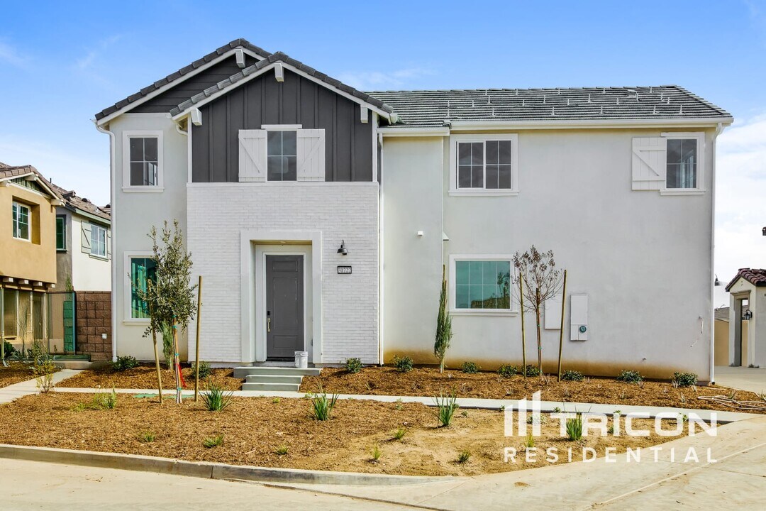 31722 Luther Dr in Menifee, CA - Building Photo