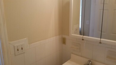 1801 N 33rd St, Unit 2F in Philadelphia, PA - Foto de edificio - Building Photo