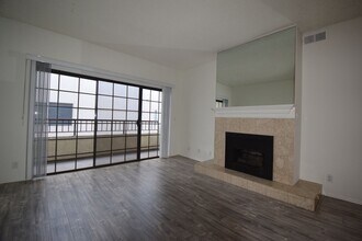 11594 Moorpark St in Los Angeles, CA - Building Photo - Building Photo