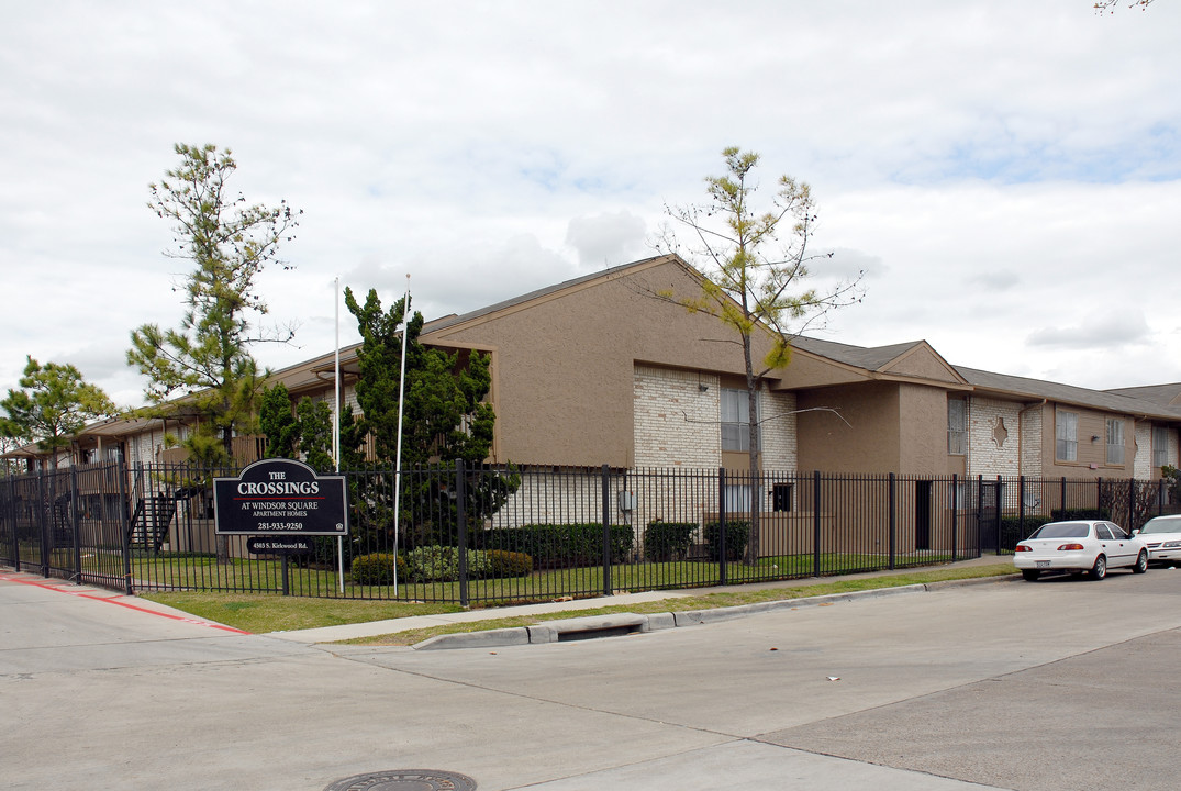 Sterling Crossing in Houston, TX - Building Photo