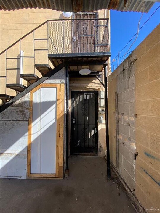 938 E Adams St-Unit -#2 in Brownsville, TX - Building Photo