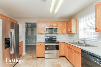 2816 Bridgeville Ln in Charlotte, NC - Foto de edificio - Building Photo