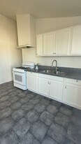 2558 Cortez St in Oxnard, CA - Building Photo