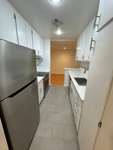 18307 Burbank Blvd, Unit #9 in Los Angeles, CA - Building Photo - Building Photo