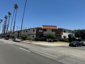 Magnolia Tree Apartments in Corona, CA - Building Photo