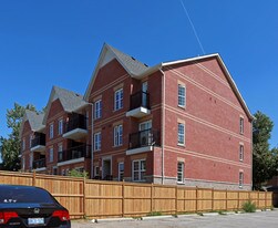 1483 Birchmount Rd Apartments