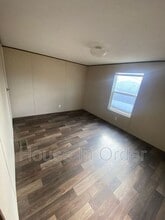 124 Shamrock Park Dr in Landrum, SC - Building Photo - Building Photo