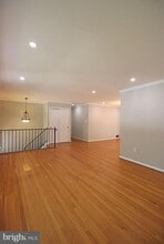 102 Yeonas Dr SE in Vienna, VA - Foto de edificio - Building Photo