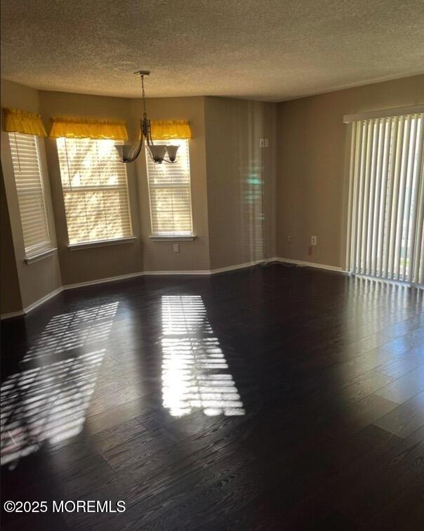 property at 195 Tulip Ln