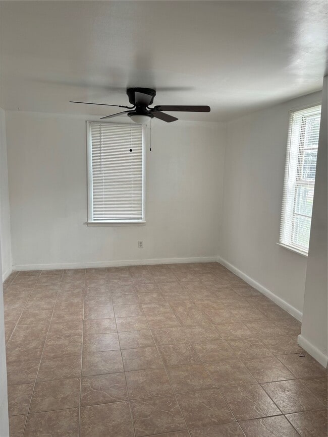 property at 2725 Rutland St