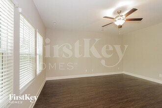 9545 Blue Knoll Ct in Charlotte, NC - Foto de edificio - Building Photo