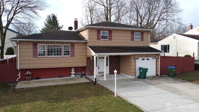 111 Turner Ave in Edison, NJ - Building Photo - Building Photo