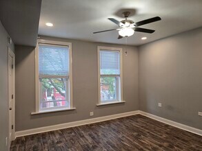 1328 W 19th St in Chicago, IL - Building Photo - Building Photo