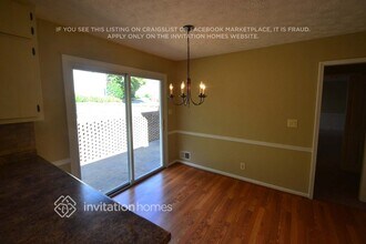 863 Arlington Dr in Tucker, GA - Foto de edificio - Building Photo