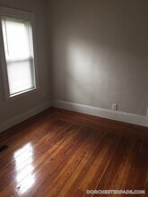 10 Wave Ave in Boston, MA - Building Photo - Building Photo