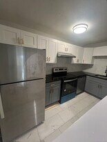280 Collins St in Hartford, CT - Building Photo