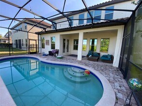 8370 Lookout Pointe Dr in Windermere, FL - Building Photo - Building Photo