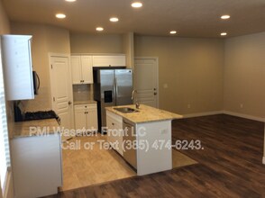 3078 Islington Ln in West Valley City, UT - Building Photo - Building Photo