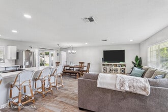 591 Ponderosa St in Melbourne, FL - Building Photo - Building Photo