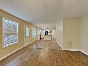 3080 Rusticwood Dr in Snellville, GA - Building Photo - Building Photo