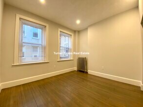 63 Upland Rd, Unit 1 in Winthrop, MA - Building Photo - Building Photo