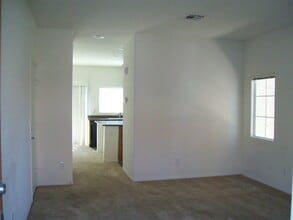 9409 Crimson Sky St in Las Vegas, NV - Building Photo - Building Photo