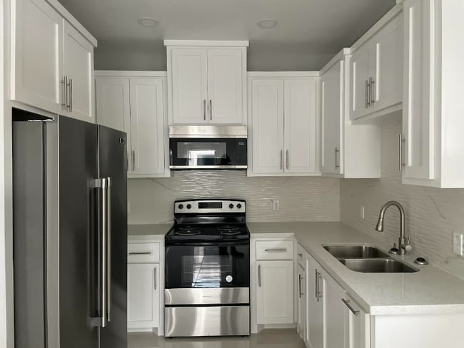 2507 N Vineyard Ave in Edinburg, TX - Building Photo - Building Photo