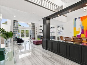 6048 NW 30th Way in Boca Raton, FL - Foto de edificio - Building Photo