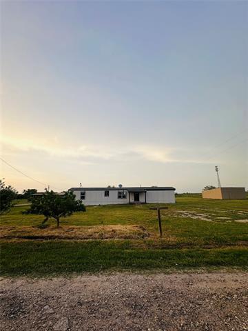 211 Alton Ln in Ennis, TX - Building Photo - Building Photo