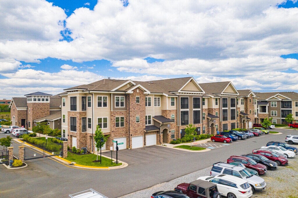 Silver Collection at Cosner's Corner Apartments in Fredericksburg, VA