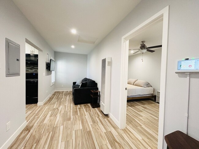 8828 Haas Ave in Los Angeles, CA - Building Photo - Building Photo