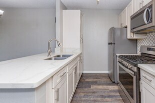 91-217-217 Hanapouli Cir in Ewa Beach, HI - Building Photo