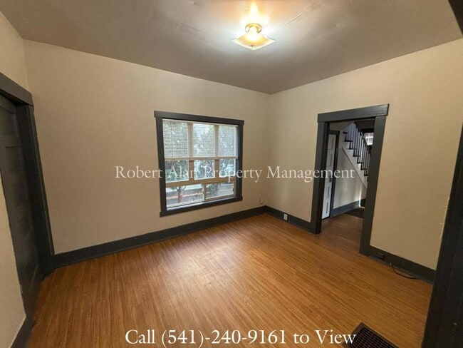 207 NW 5th St in Pendleton, OR - Building Photo - Building Photo