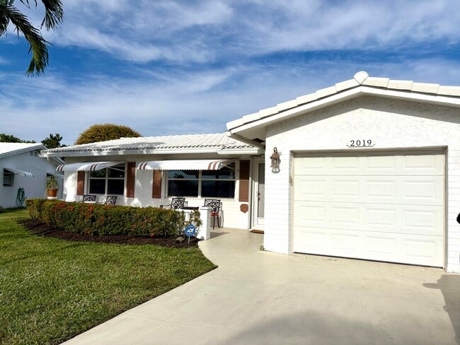 property at 2019 SW 18th Dr