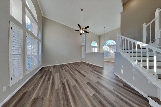 9658 Therrell Dr in Houston, TX - Building Photo - Building Photo