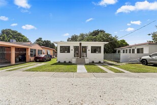 1040 NW 35th St