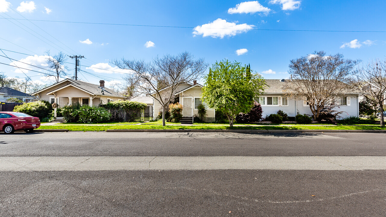 501 Grove St in Roseville, CA - Building Photo