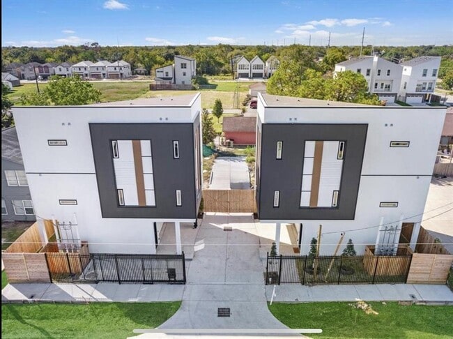 property at 3620 Lehall St