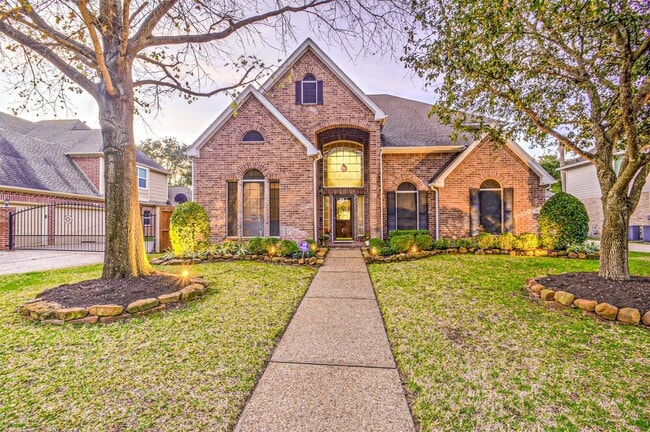 property at 1914 Sand Hollow Ln