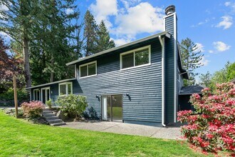 45 Big Bear Ct NW in Issaquah, WA - Building Photo - Building Photo