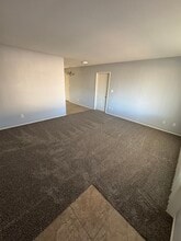 10421 W Puget Ave in Peoria, AZ - Foto de edificio - Building Photo