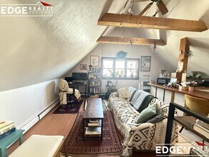 74 Antwerp St, Unit 3 in Boston, MA - Foto de edificio - Building Photo