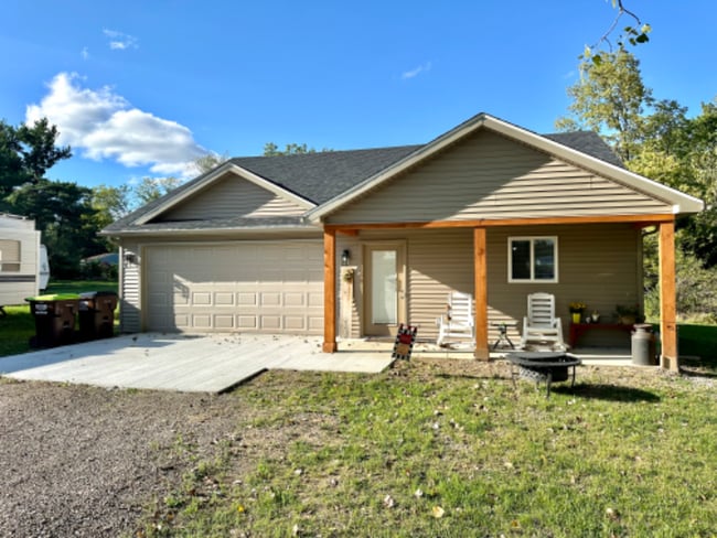 property at 818 Burr St