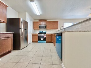 2602 Skybound in San Antonio, TX - Building Photo - Building Photo