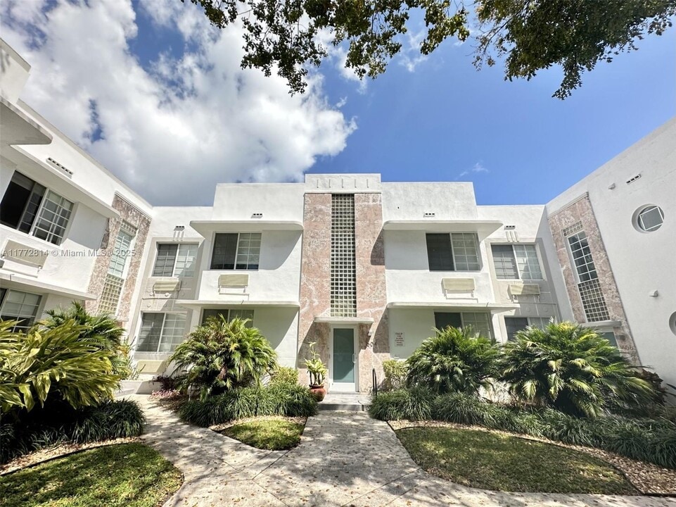 1615 Jefferson Ave in Miami Beach, FL - Building Photo