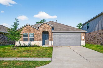 20330 Tembec Dr in Roman Forest, TX - Foto de edificio - Building Photo