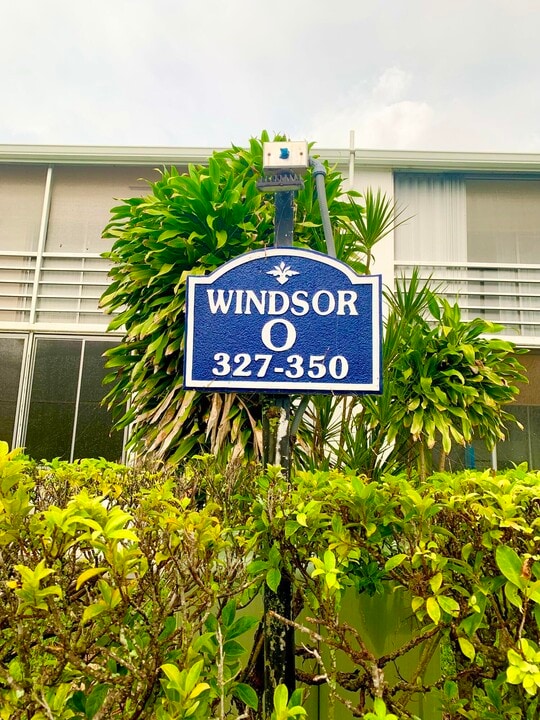 336 Windsor O in West Palm Beach, FL - Building Photo