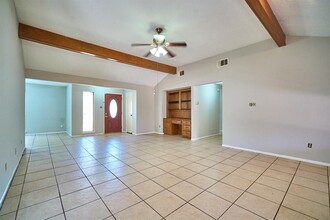 14835 Delbarton Dr in Houston, TX - Building Photo - Building Photo