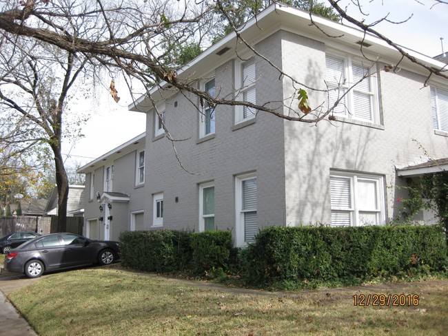 949 Teetshorn St in Houston, TX - Building Photo - Building Photo